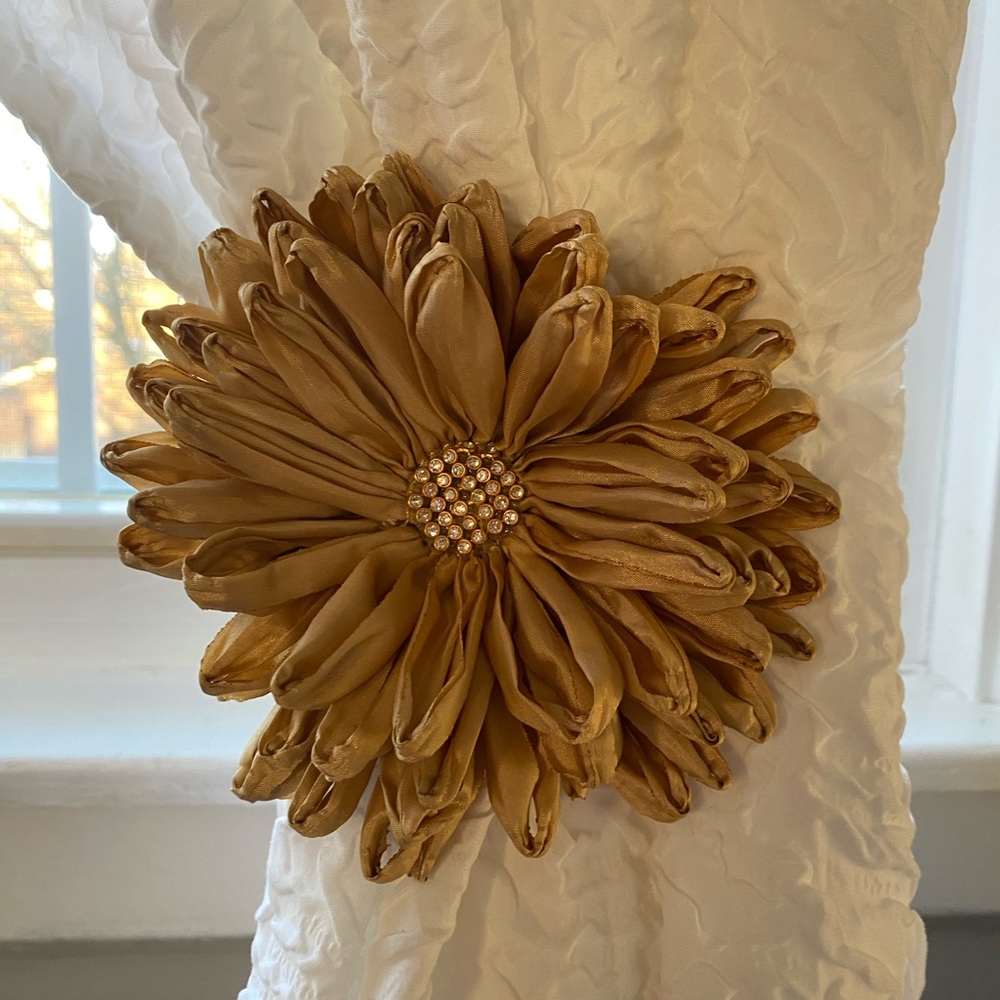 Target Clip for Curtain OS Color Brown